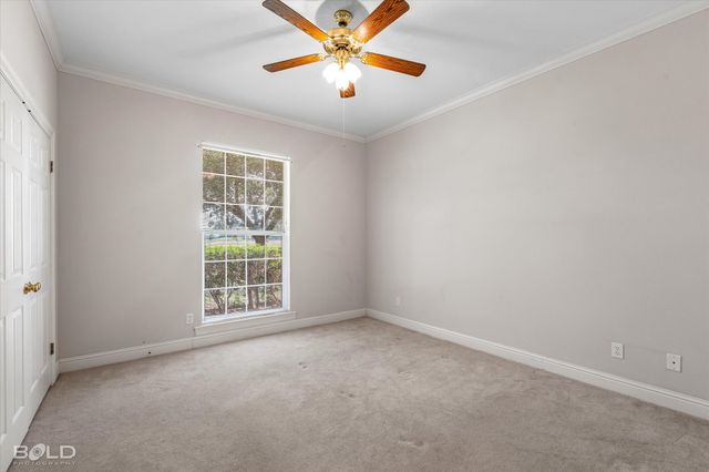 101 Dana Lane, Bossier City, LA 71111