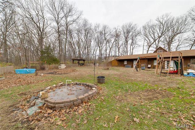 23201 State Highway O, Wright City, MO 63390