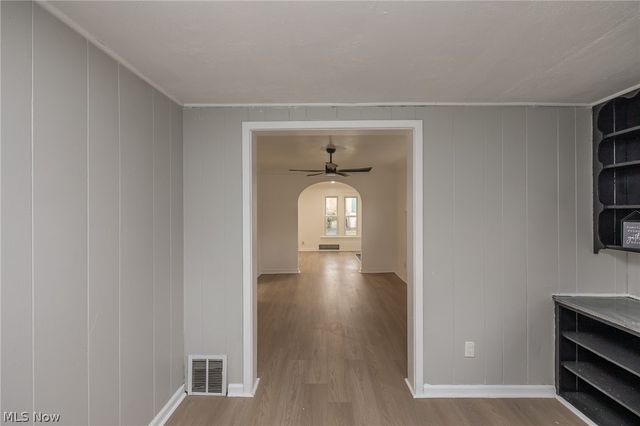 939 Vineshire Road, Cleveland Heights, OH 44121