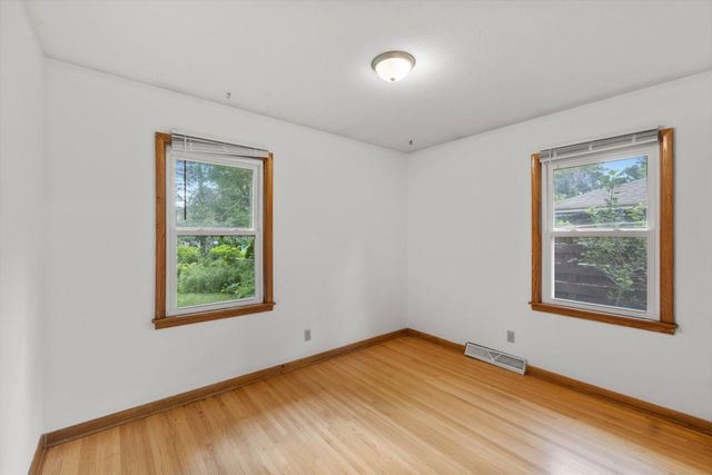 6328 Tingdale Avenue, Edina, MN 55439