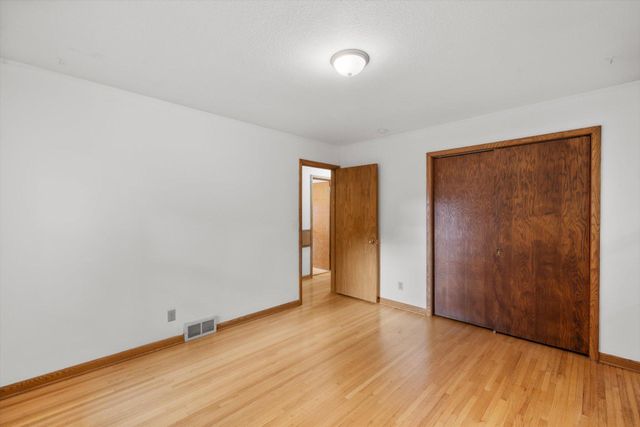 6328 Tingdale Avenue, Edina, MN 55439