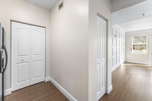 276 Murcia Drive 301, Jupiter, FL 33458