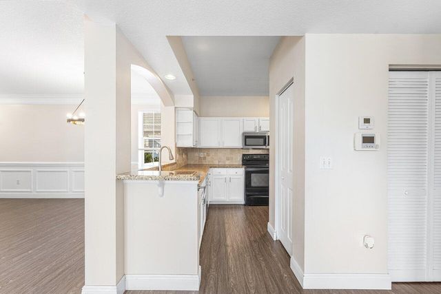 276 Murcia Drive 301, Jupiter, FL 33458