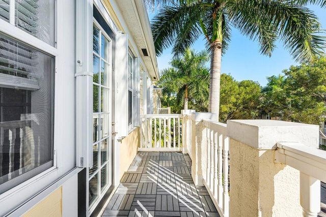 276 Murcia Drive 301, Jupiter, FL 33458