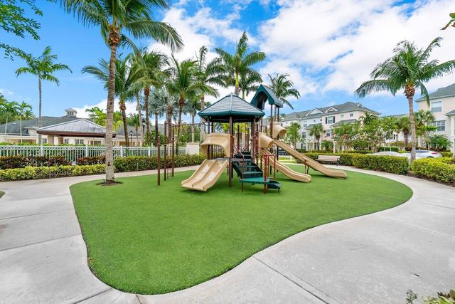 276 Murcia Drive 301, Jupiter, FL 33458