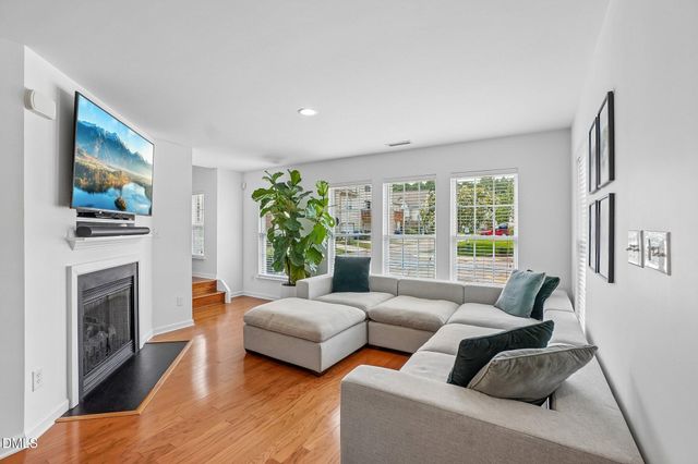 2112 Kedvale Avenue, Raleigh, NC 27617