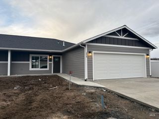 1802 Clark Fork, Lewiston, ID 83501