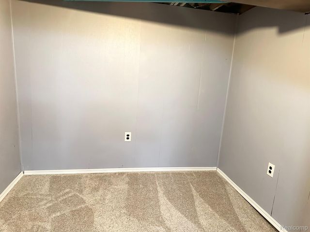 24888 APPLE CREST Drive, Novi, MI 48375