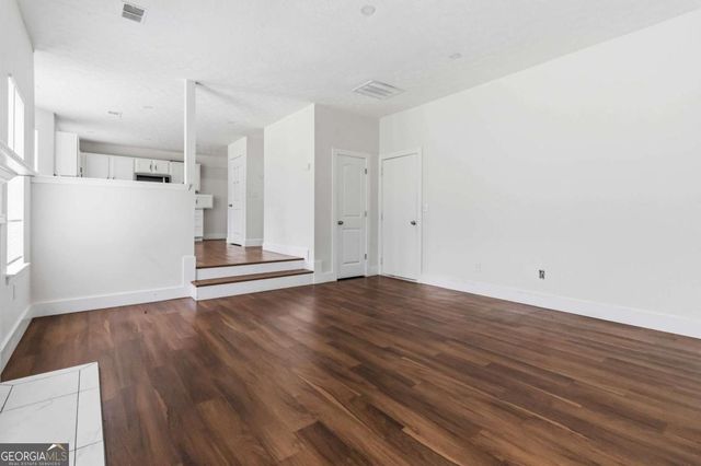 2740 S Hills, Riverdale, GA 30296