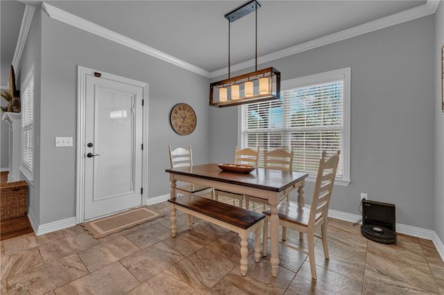 18029 Astor Drive, Fayetteville, AR 72704