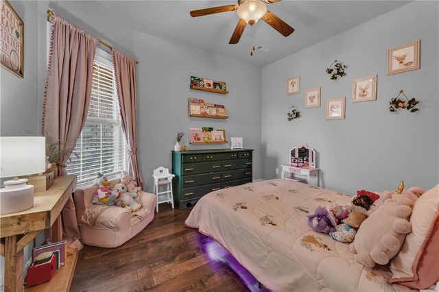 18029 Astor Drive, Fayetteville, AR 72704