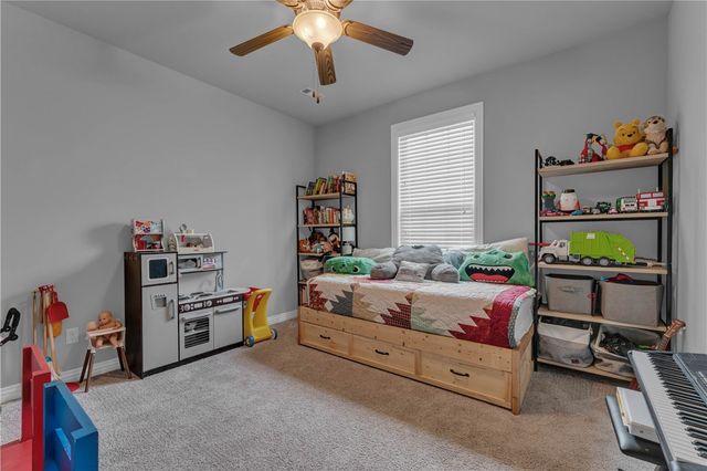 18029 Astor Drive, Fayetteville, AR 72704