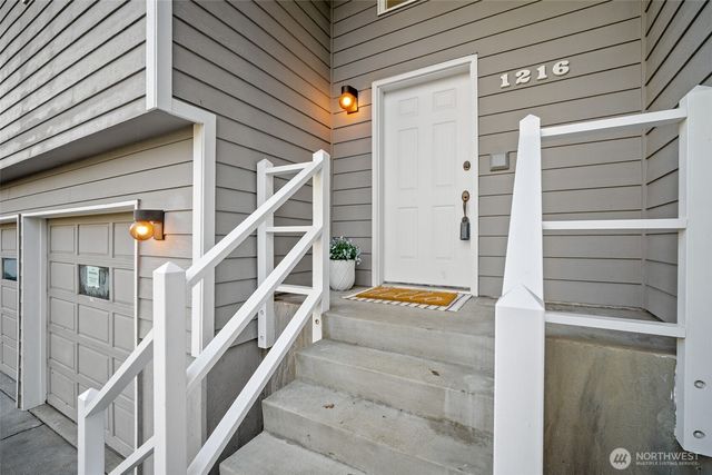 1216 E Clearbrook Drive, Bellingham, WA 98229