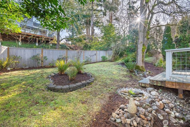 1216 E Clearbrook Drive, Bellingham, WA 98229