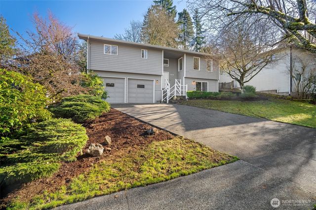 1216 E Clearbrook Drive, Bellingham, WA 98229