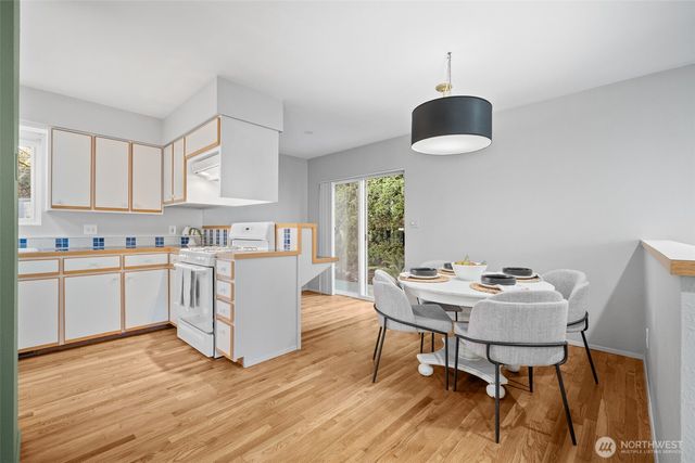 1216 E Clearbrook Drive, Bellingham, WA 98229