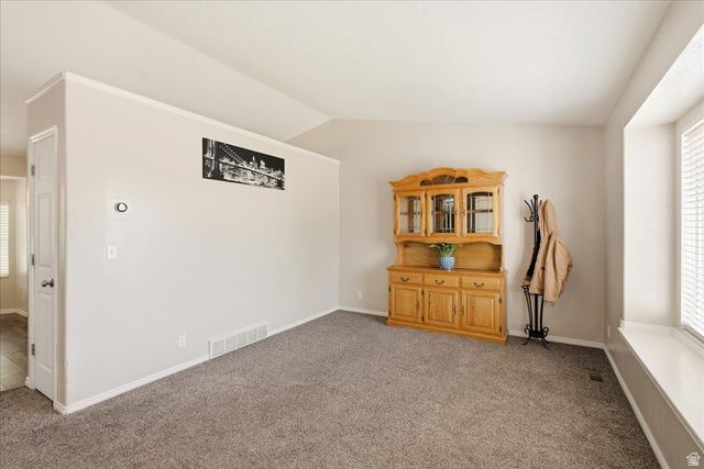 4039 W 4900 S, Roy, UT 84067