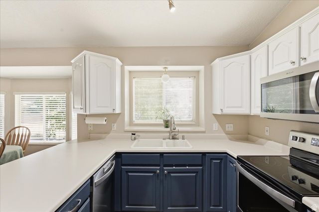 4039 W 4900 S, Roy, UT 84067