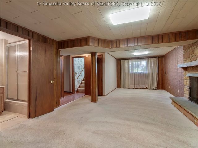 1106 Hollyberry Lane, South Charleston, WV 25309