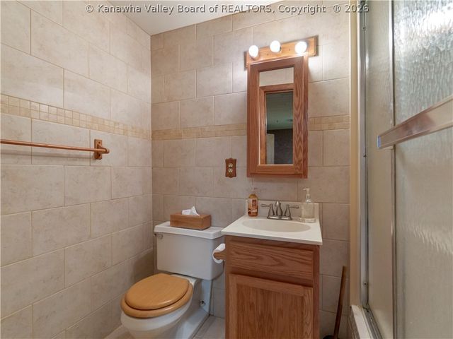 1106 Hollyberry Lane, South Charleston, WV 25309
