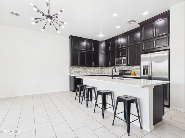 7061 W Linda Lane, Chandler, AZ 85226