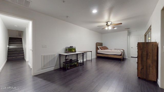 7061 W Linda Lane, Chandler, AZ 85226