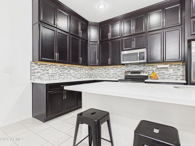 7061 W Linda Lane, Chandler, AZ 85226