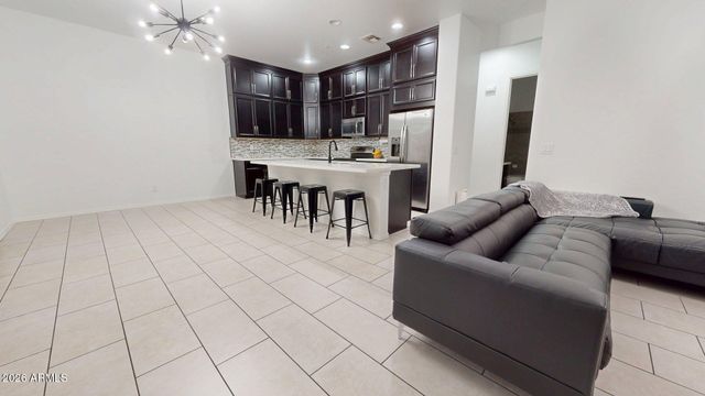 7061 W Linda Lane, Chandler, AZ 85226