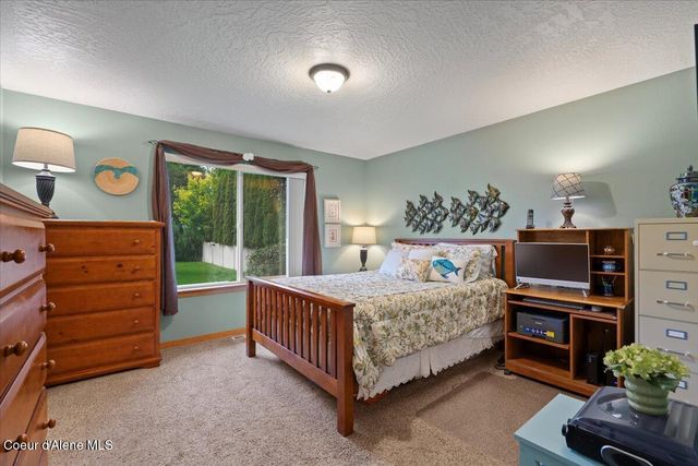 6494 W BUFFALO GRASS LN, Rathdrum, ID 83858