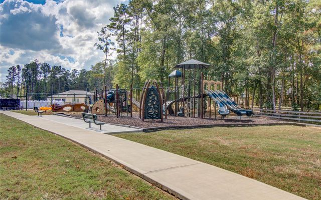 505 Road 6617, Dayton, TX 77535