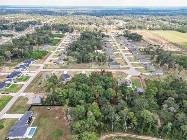 505 Road 6617, Dayton, TX 77535