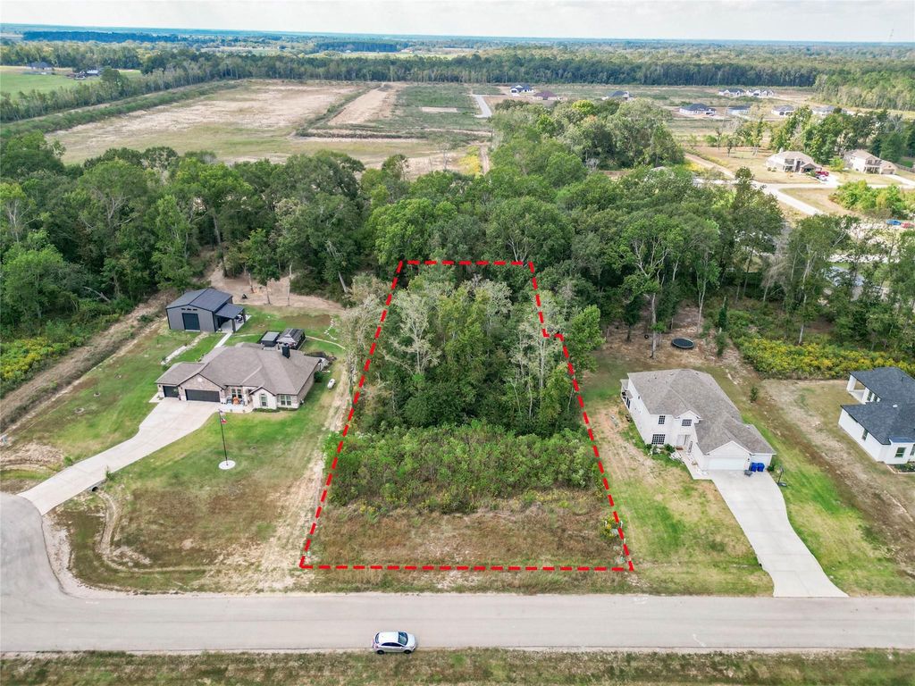 505 Road 6617, Dayton, TX 77535