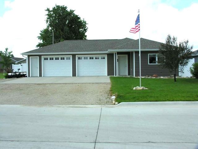 1415 Chase Street, Osage, IA 50461