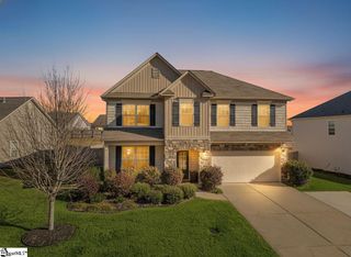 105 Amherst Way, Easley, SC 29642