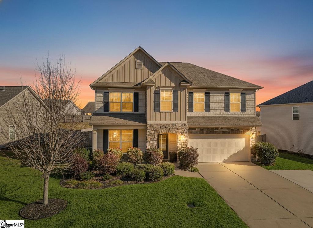 105 Amherst Way, Easley, SC 29642