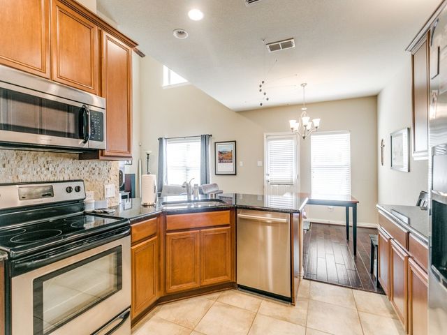 6524 Federal Hall Street, Plano, TX 75023