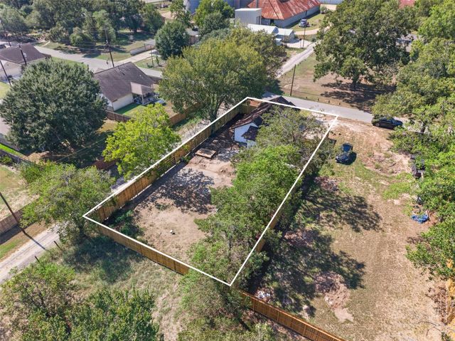 503 Anderson Street, Sealy, TX 77474