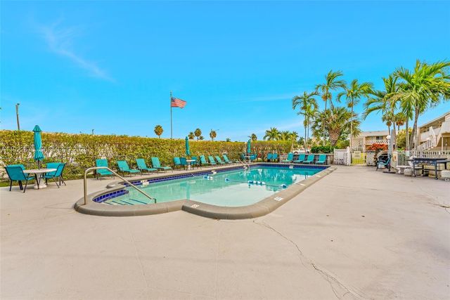 900 Atlantic Shores Blvd 105, Hallandale Beach, FL 33009