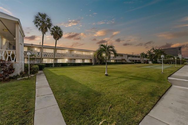 900 Atlantic Shores Blvd 105, Hallandale Beach, FL 33009