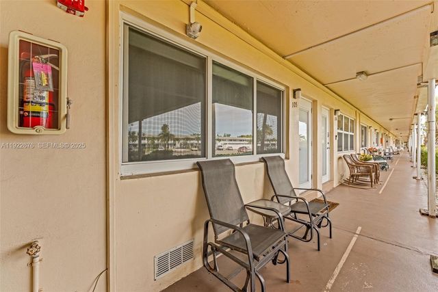 900 Atlantic Shores Blvd 105, Hallandale Beach, FL 33009