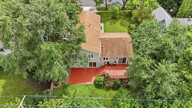 165 ABBEYWOOD Circle, Streamwood, IL 60107