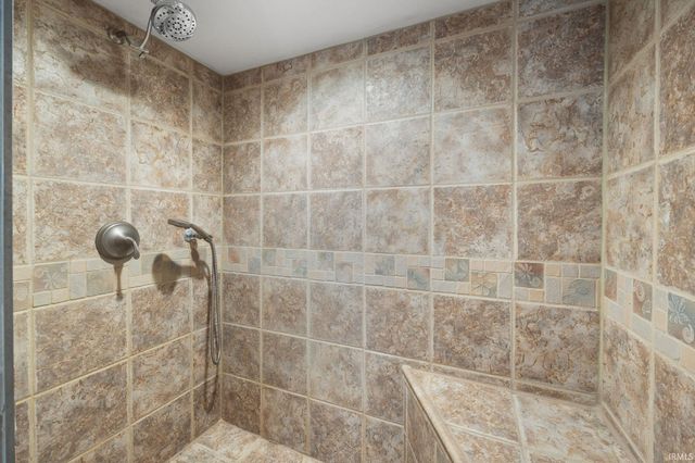 5259 E Willow Court, Monticello, IN 47960