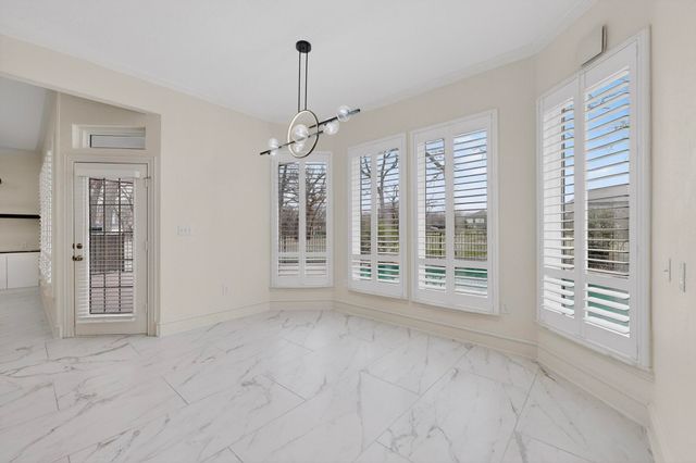 531 E Hickory Ridge Circle, Argyle, TX 76226