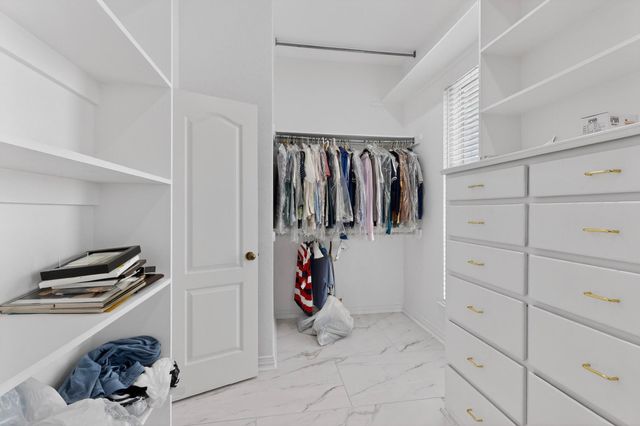 531 E Hickory Ridge Circle, Argyle, TX 76226