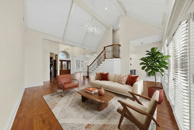 531 E Hickory Ridge Circle, Argyle, TX 76226