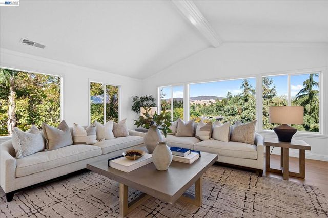31 Hidden Hills Pl, Danville, CA 94506