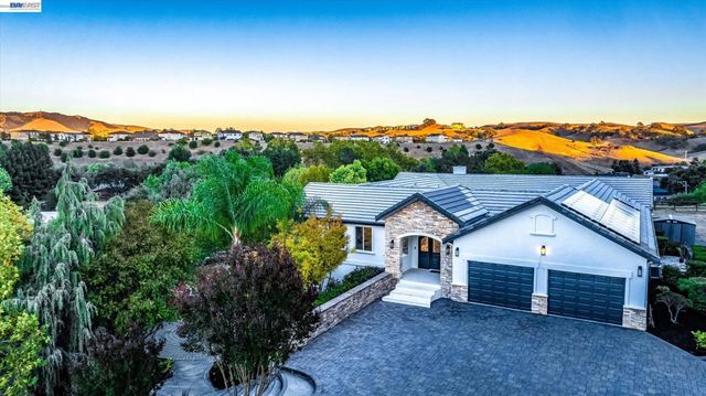 31 Hidden Hills Pl, Danville, CA 94506