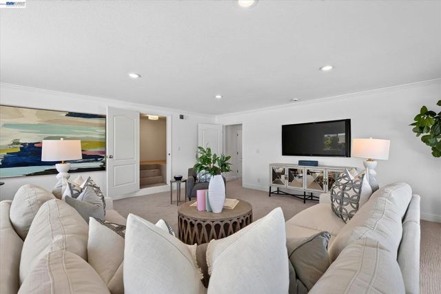 31 Hidden Hills Pl, Danville, CA 94506