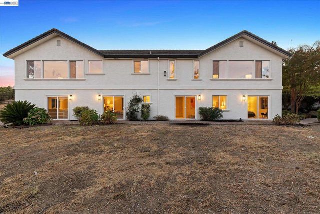 31 Hidden Hills Pl, Danville, CA 94506