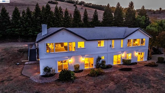 31 Hidden Hills Pl, Danville, CA 94506